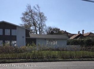 110 Vozi Ct, Long Branch, NJ 07740