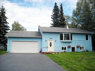 8233 Loganberry St, Anchorage, AK, 99502