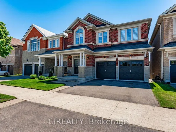 4712 Doug Wright Dr, Burlington, ON L7M 0K2