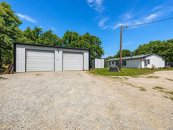 4th image of 465 Private Road 2698