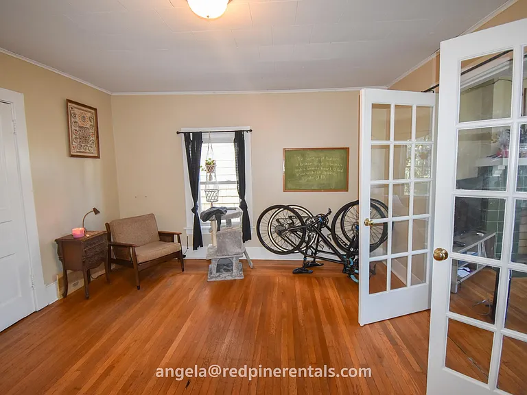 5930 Elwood St #3 — Photo 4