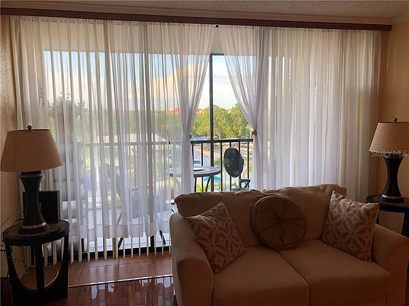 4th image of 1000 Cove Cay Dr Unit 4B