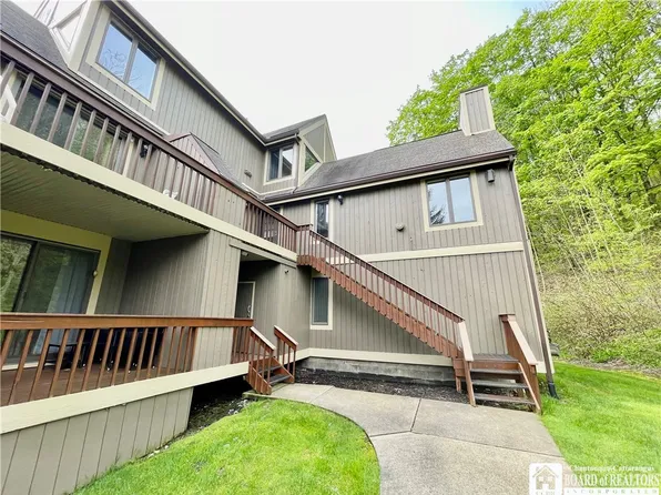 4474 Old Rd, Clymer, NY 14724