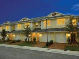 2976 NW 30th Ct, Oakland, FL 33319