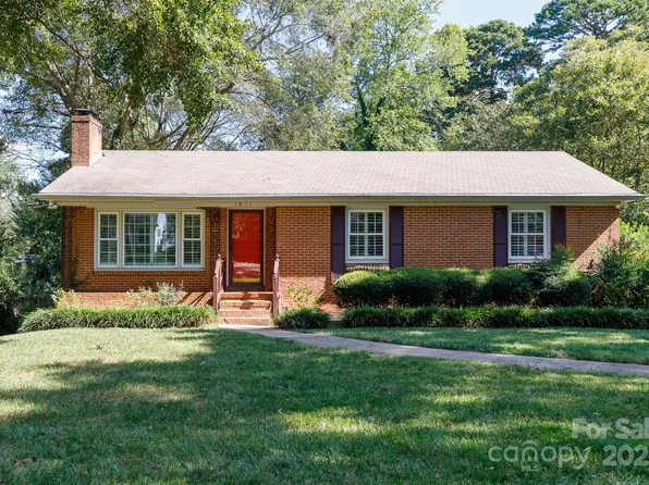1811 Tamworth Dr, Charlotte, NC 28210