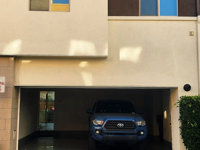 2075 Tango Loop — Photo 7