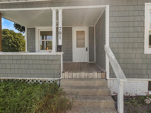 5th image of 701 S Spruce St