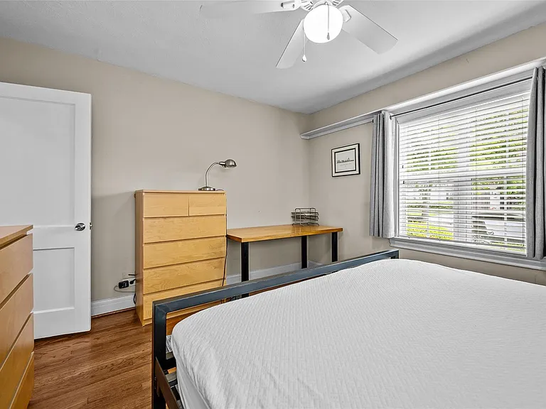 2311 Addison Rd — Photo 10