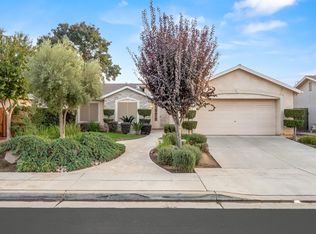 5659 W Carmen Ave, Fresno, CA 93722