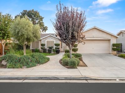 5659 W Carmen Ave, Fresno, CA, 93722