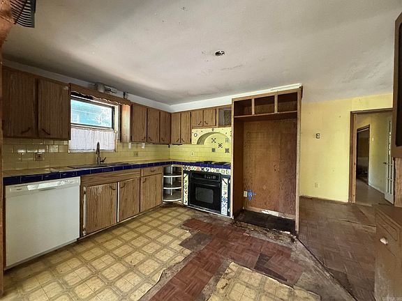 4th image of 3166 Rocky Ridge Rd