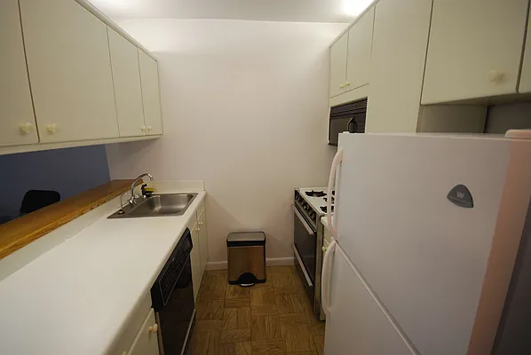 Rented by Luxury Habitat | media 42