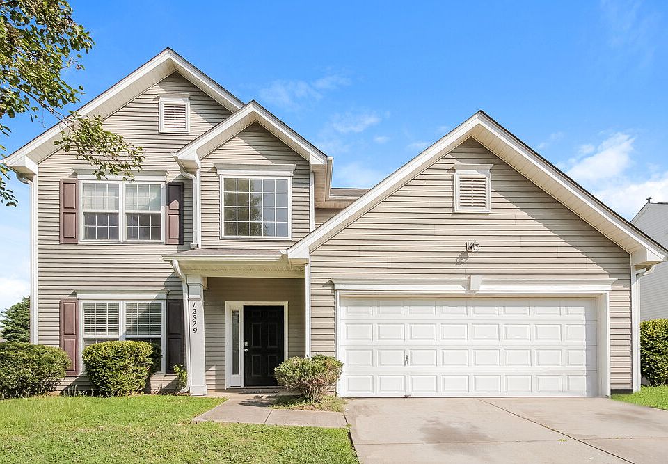 1st image of 12529 Oakton Hunt Dr