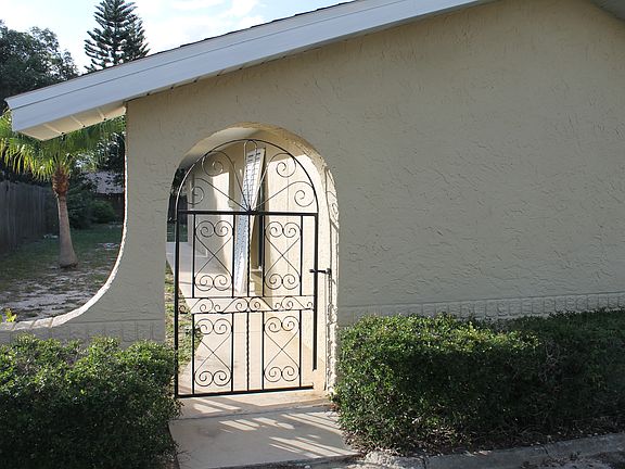 4th image of 3510 Palmer Dr