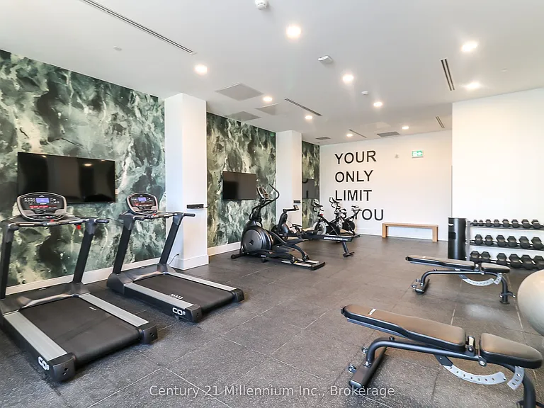 31 Huron St #511 — Photo 29