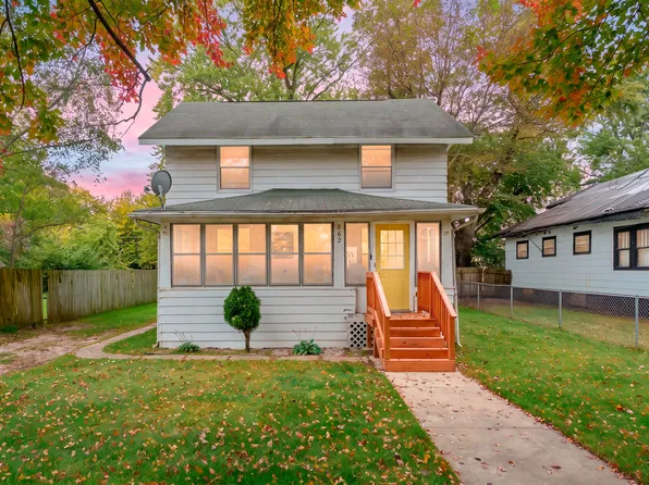 862 Lavette Ave, Benton Harbor, MI 49022