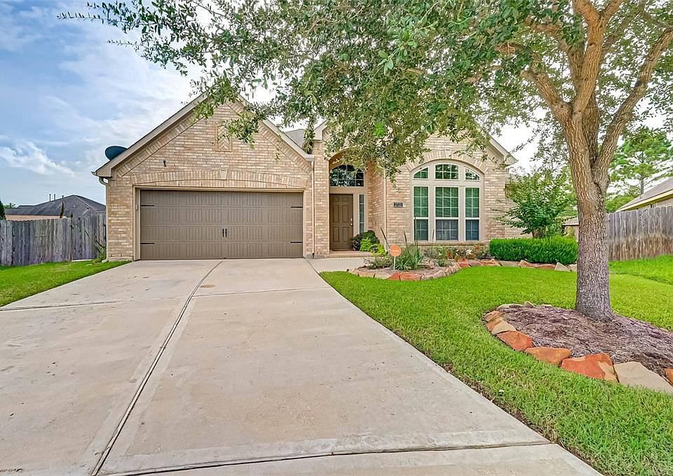 1st image of 2722 Ginger Cove Ln