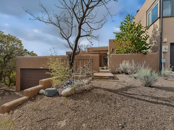 279 Loma Entrada, Santa Fe, NM 87501