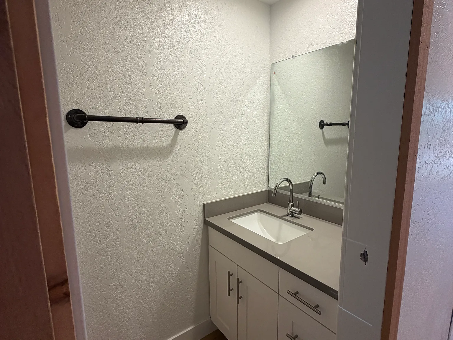2 bed, 1200 sqft, $1,950 — Photo 3