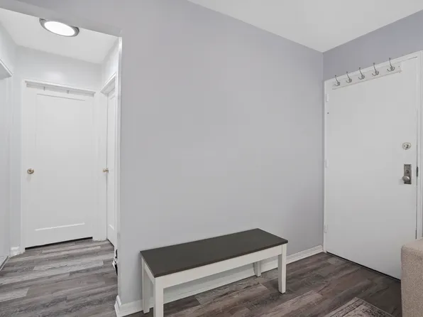 1001 Shore Parkway image 5 of 19