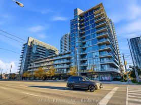 1185 The Queensway