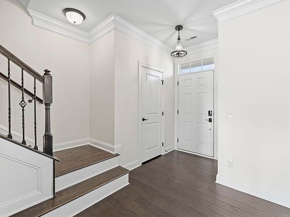 4th image of 236 Rocky Slope Rd