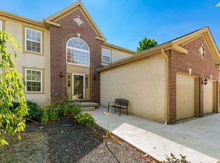 3902-1 Rivers Run Dr, Lewis Center, OH 43035