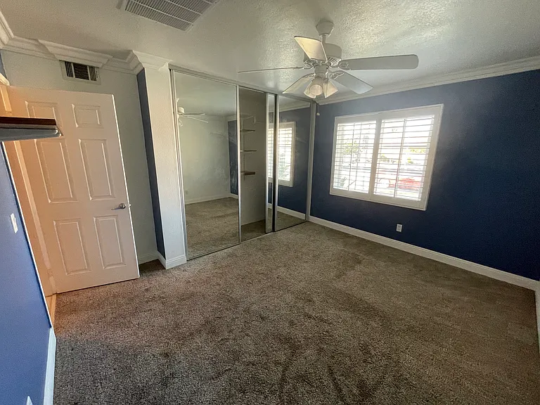 Dawn View Cir — Photo 1