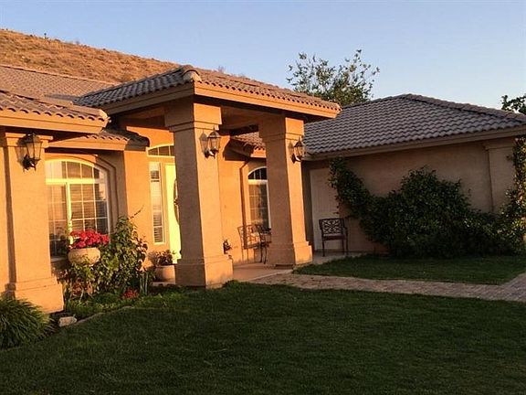 2nd image of 21555 Sagebrush Ct