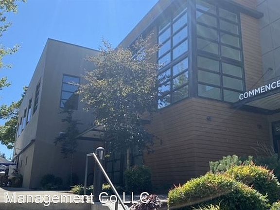 2nd image of 600 Franklin St SE APT 206