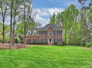 2112 Keegan Ct, Matthews, NC 28104