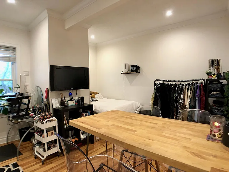 118 Washington St #206 — Photo 5