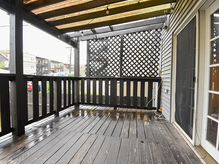 3332 W Le Moyne St — Photo 32