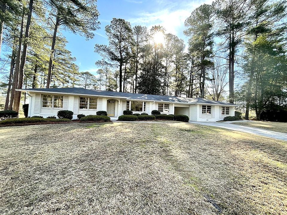 1st image of 426 Aumond Rd