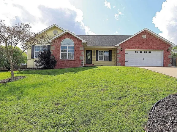 121 Jackson Forest Dr, Jackson, MO 63755