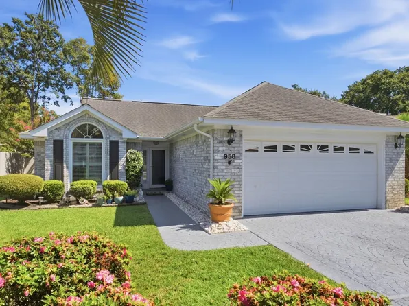 958 Courtyard Dr., Myrtle Beach, SC 29577