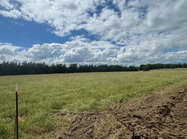 195 Private Road 33267, Sumner, TX 75486