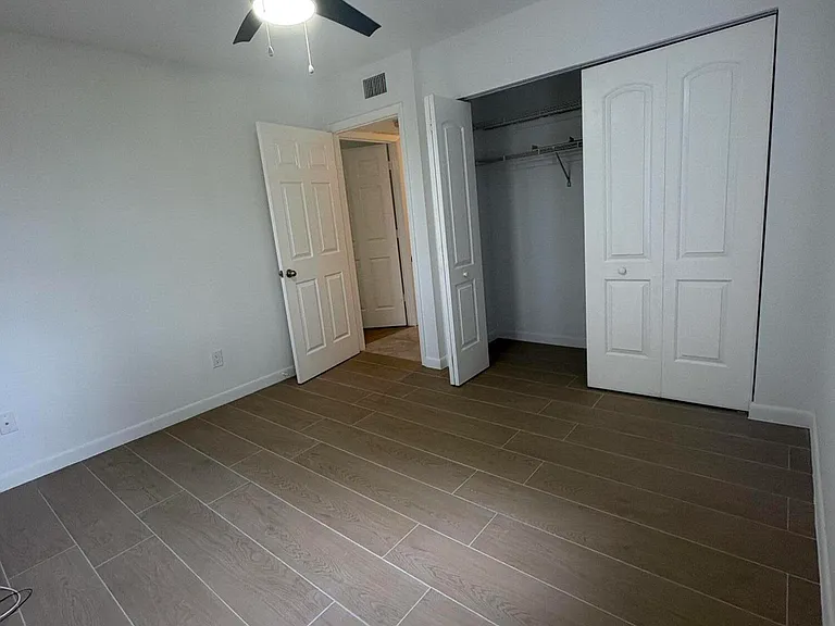 661 Waterside Dr — Photo 6