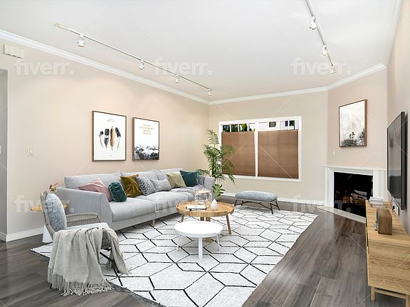 2nd image of 10922 Bloomfield St APT 101