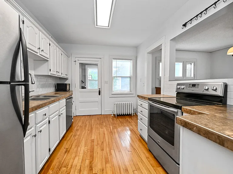 3900 Sheridan Ave S #1 — Photo 7