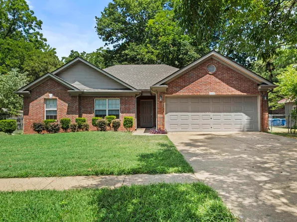 308 E Myrtle St, Cabot, AR 72023