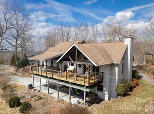 149 Windy Hill Cir, Tuckasegee, NC 28783