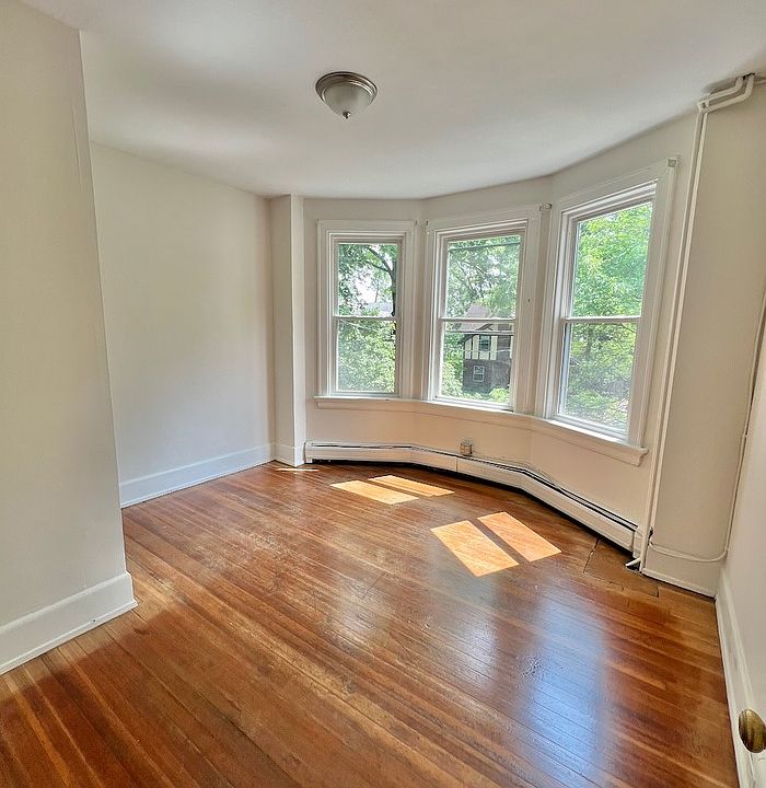 3343 St, Cincinnati, OH 45220 Zillow