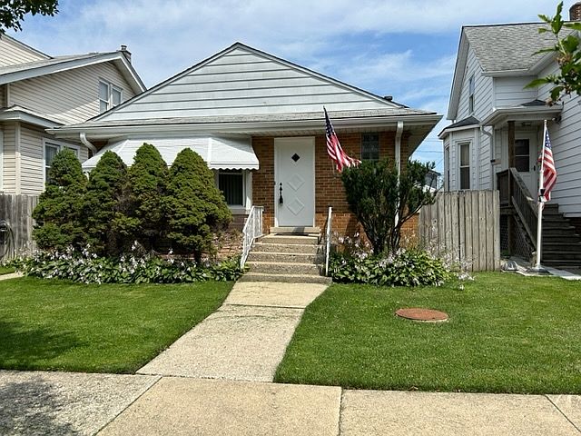 1st image of 4101 N Melvina Ave