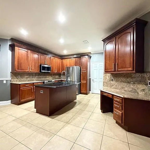 1105 Toluke Point — Photo 9