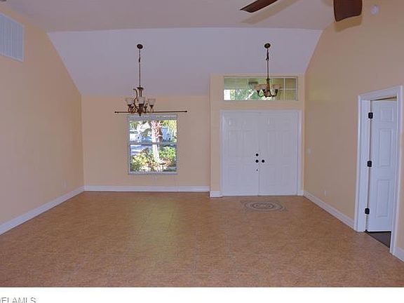 3rd image of 11439 Waterford Village Dr