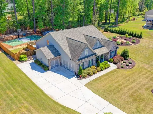 5198 Ashley Dr SW, Lilburn, GA 30047