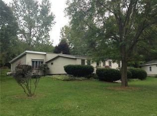 13 Courtny Lynn Ln, Fulton, NY 13069