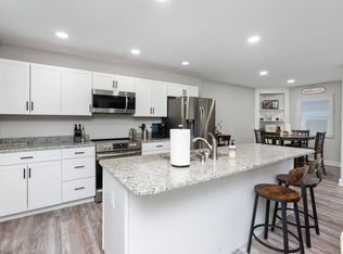 10 S Saint Clair St, Staunton, VA 24401