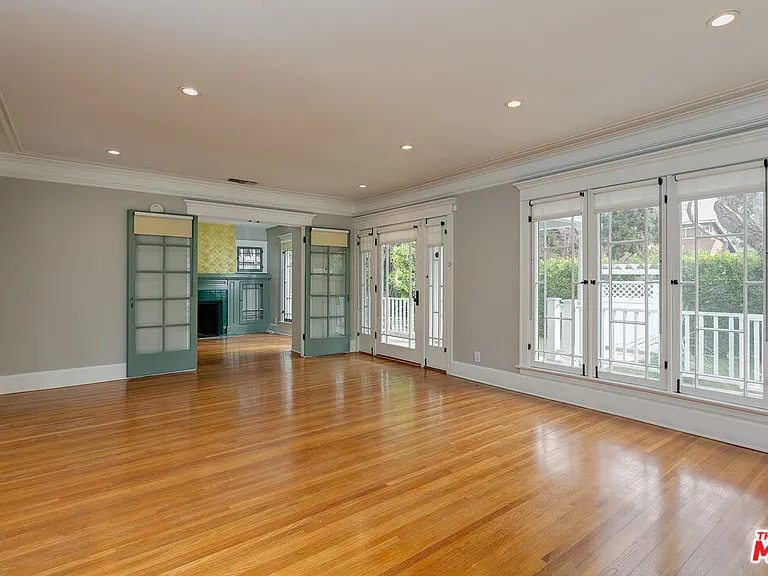 1441 N Ogden Dr — Photo 6